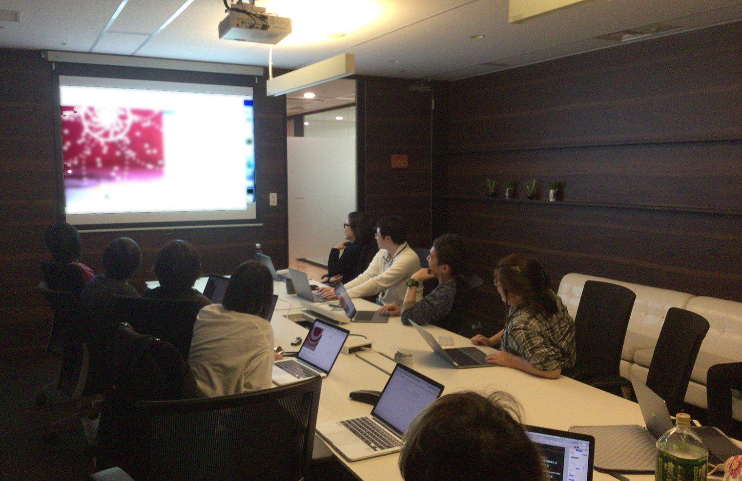 【社内レポート】フロントチームでＬＴが始まりました！